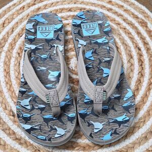 Reef Kids flip flops, Size 4
